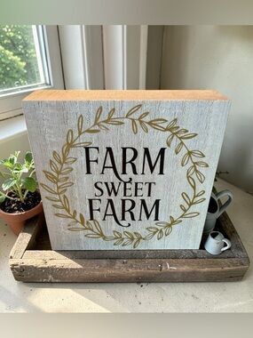 Farm Sweet Farm 4” x 4” Wood Block Sign